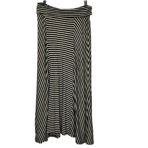 Bobeau flowing maxi skirt, black/tan, roll top waist, in good condition